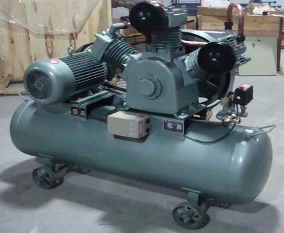 無(wú)油空壓機(jī)